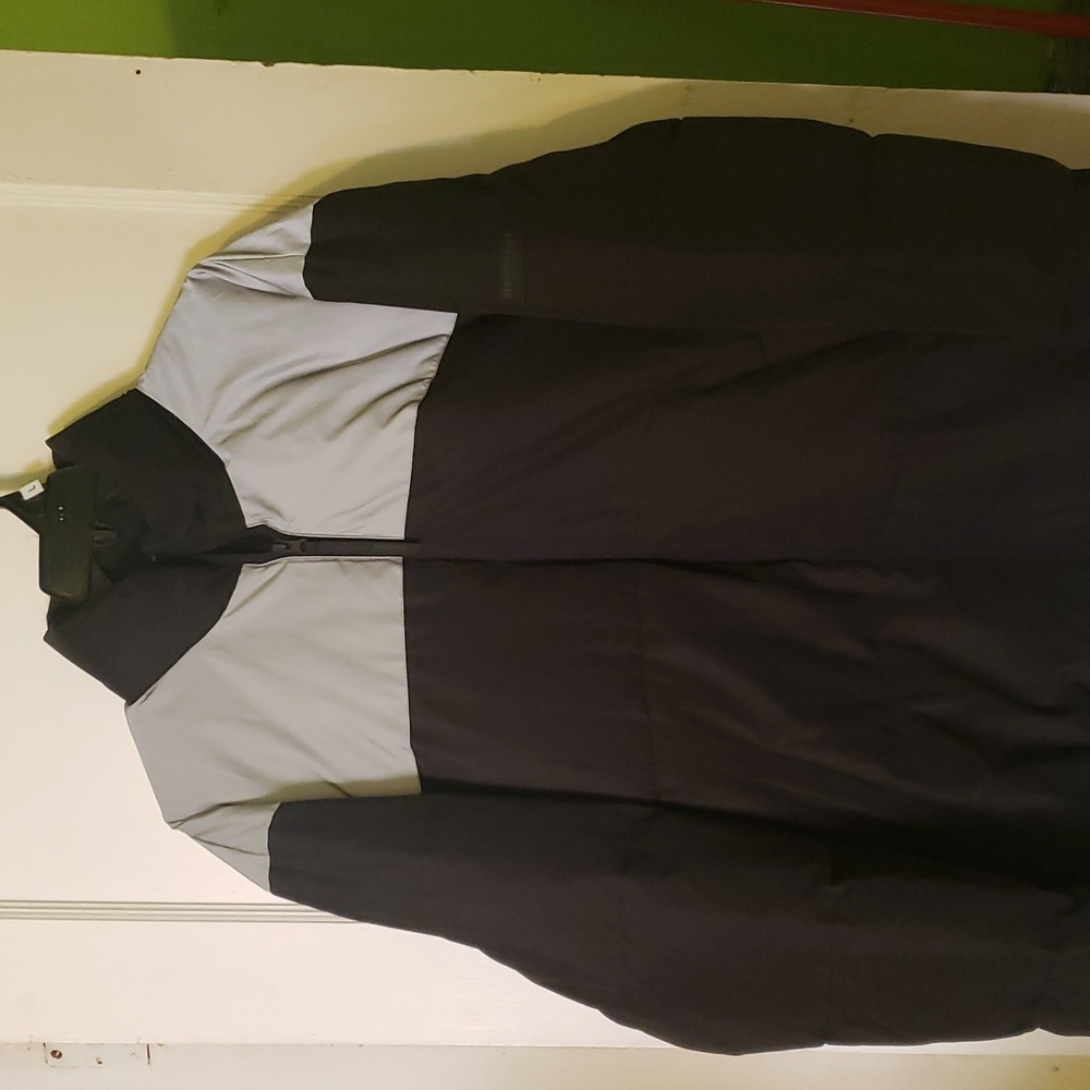 Kenneth Cole, Jacket